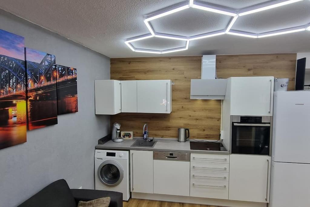 Premium Zentral - 65 M2 Nahe Am Dom Und Rhein Apartment *